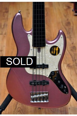 Sire Marcus Miller V7 Alder-5 Fretless (2nd Gen) BURGUNDY Sire Marcus Miller V7 Alder-5 Fretless (2nd Gen) BURGUNDY